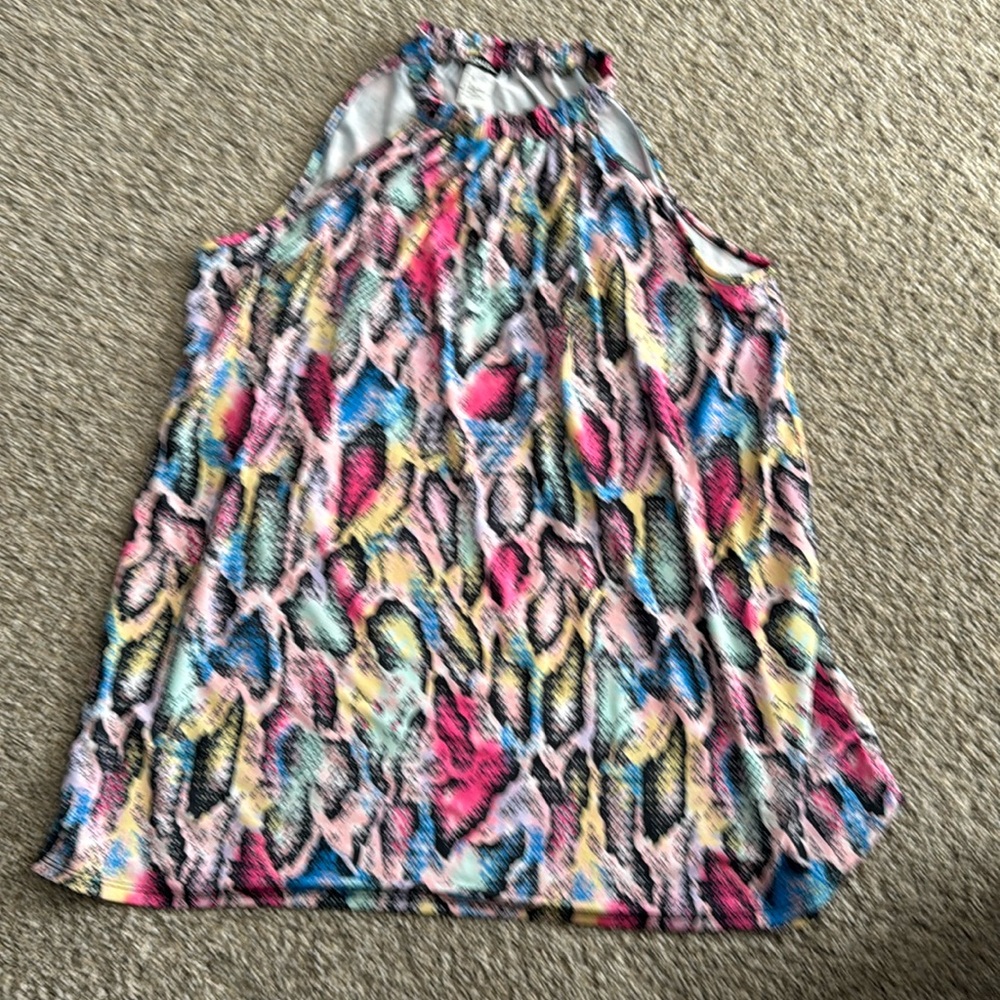 Sleeveless animal print top